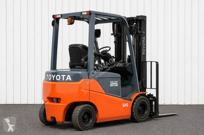 Carretilla eléctrica Toyota