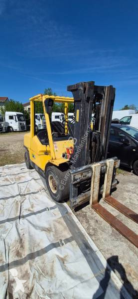 رافعة شوكية Hyster