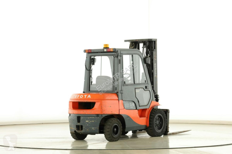 رافعة شوكية Toyota 027-FDJF35