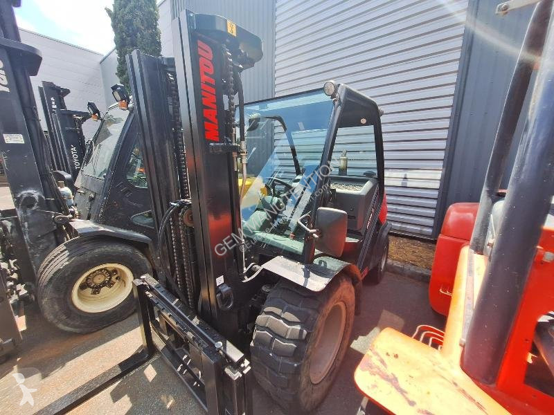 رافعة شوكية Manitou MC 30-2 D K ST5