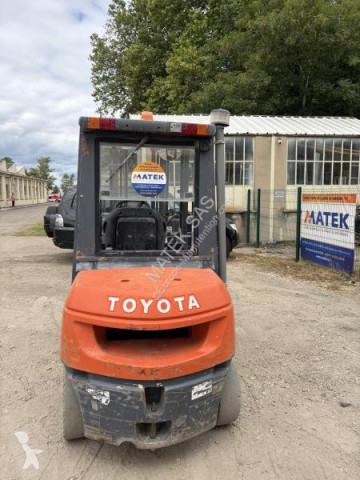 Toyota dízelmeghajtású targonca