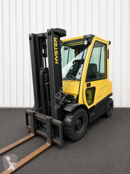 رافعة شوكية Hyster