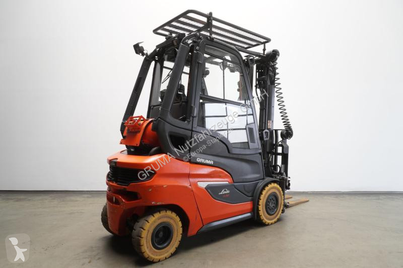 رافعة شوكية Linde 1202
