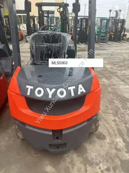 رافعة شوكية Toyota