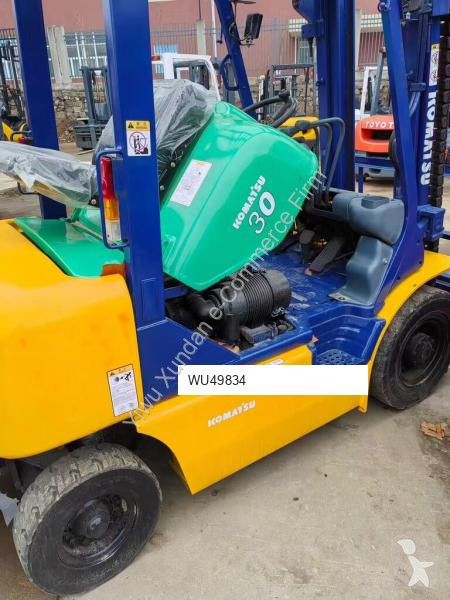 رافعة شوكية Komatsu FD30