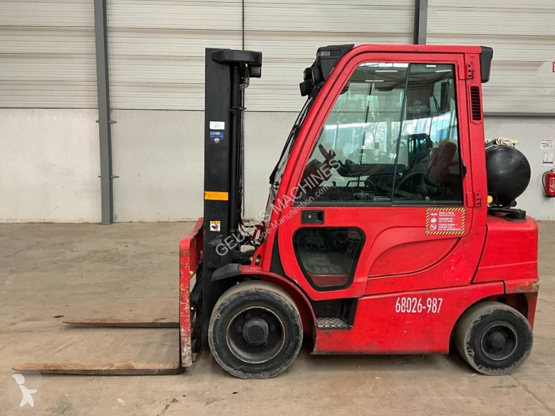 رافعة شوكية Hyster 25