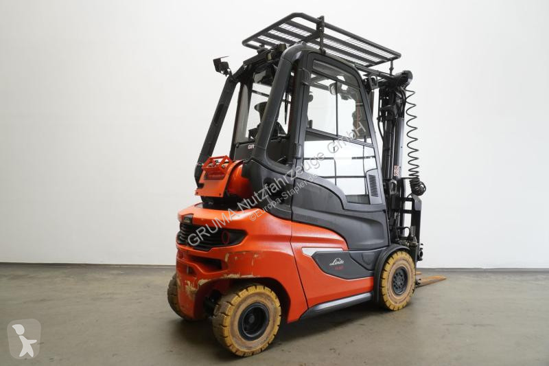 رافعة شوكية Linde 1202