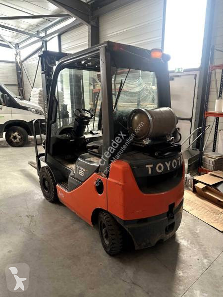 رافعة شوكية Toyota 06-8FG18F