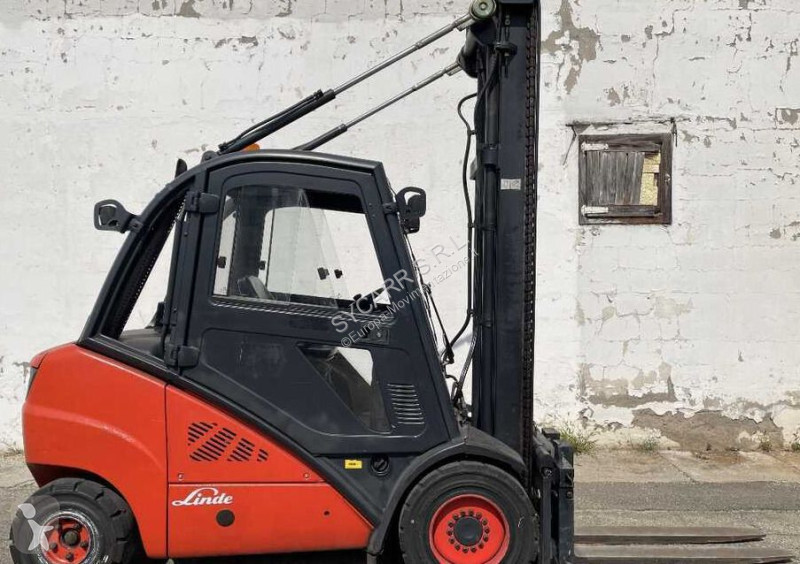 رافعة شوكية Linde H30