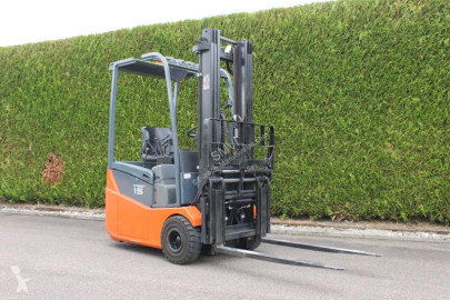 Toyota electric forklift