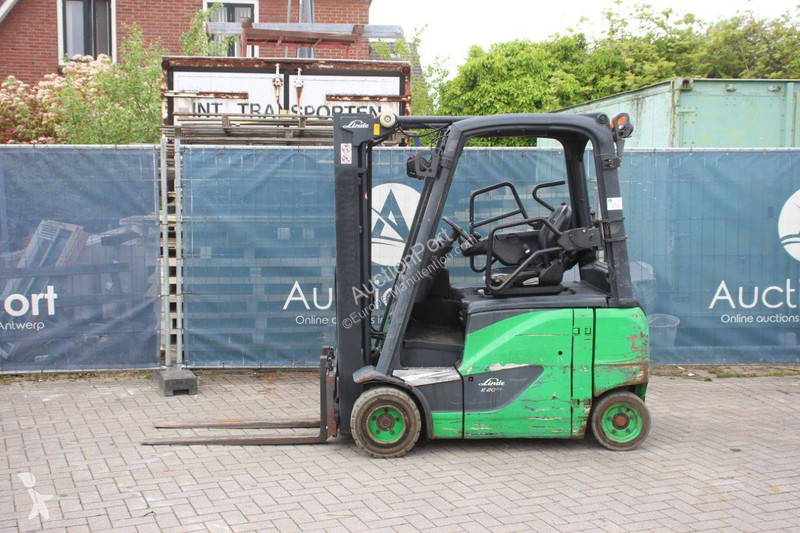 Stivuitor Linde 02