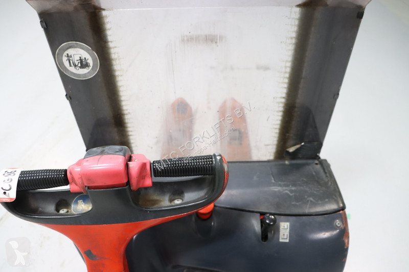 رافعة شوكية Linde L12