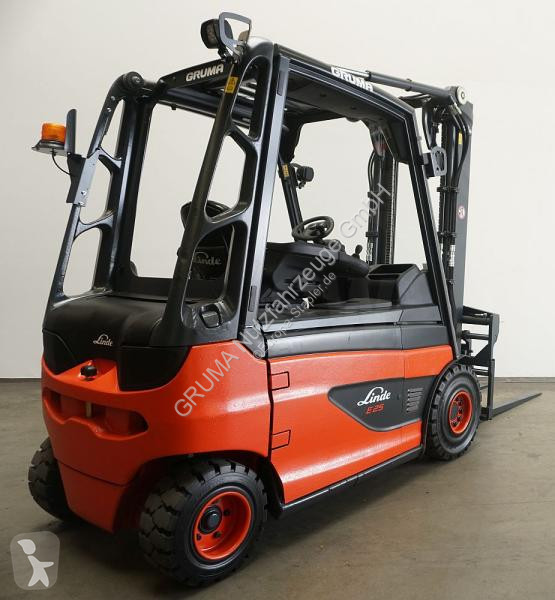 رافعة شوكية Linde  E 25 387