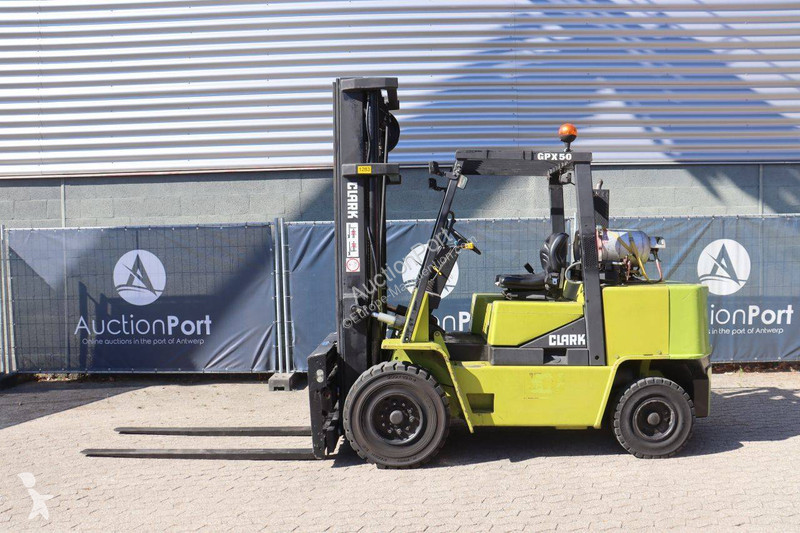 Carretilla elevadora Clark GPX50