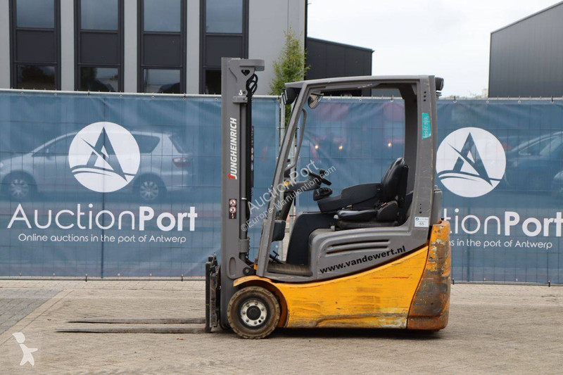 Chariot élévateur Jungheinrich EFG 216k