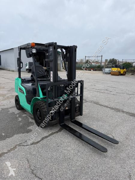 Chariot élévateur Mitsubishi  FDE 25