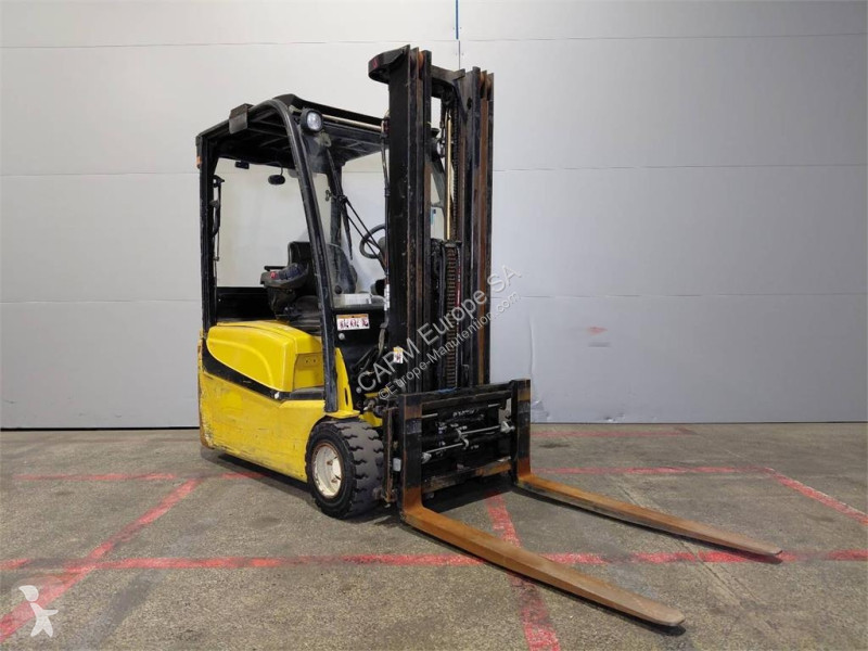 Chariot élévateur Yale ERP20