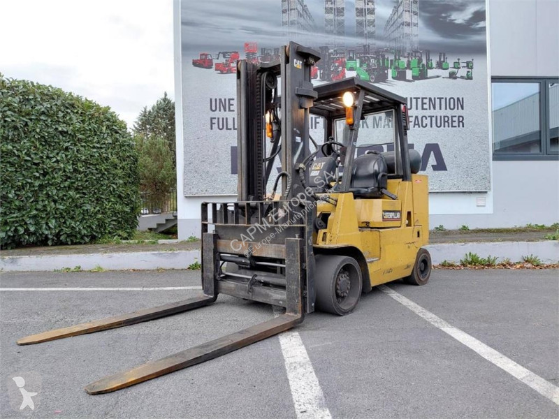Chariot élévateur Caterpillar GC55K