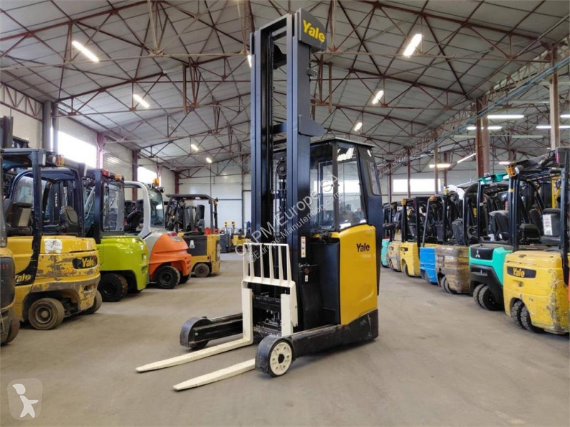 Кар Yale MR14