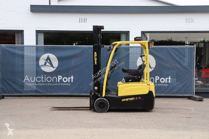 Навантажувач вилковий Hyster MWB