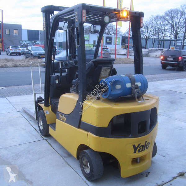 Навантажувач вилковий Yale GLP20LX