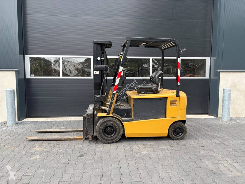 Caterpillar K Forklift