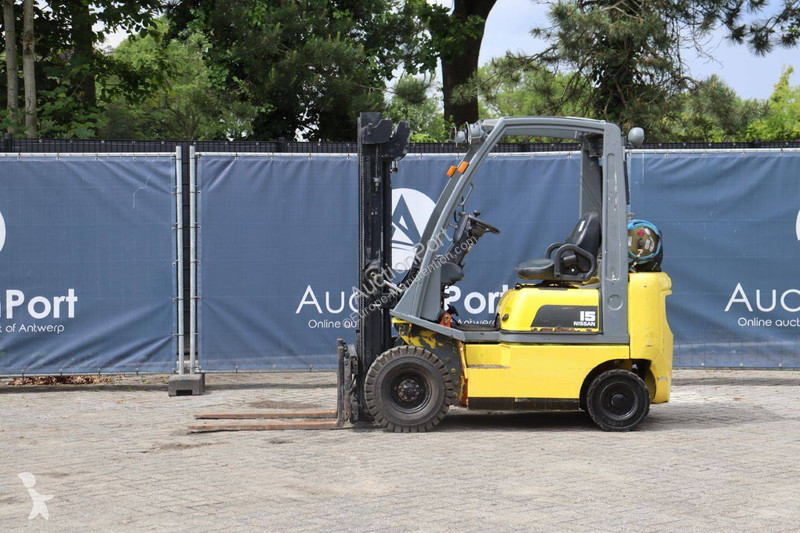 Forklift