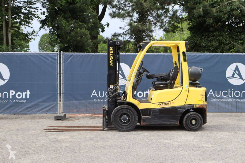 Forklift