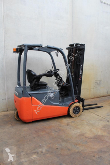 Toyota electric forklift