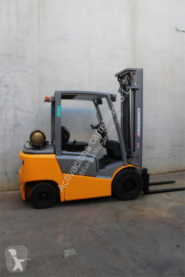 Jungheinrich Forklift
