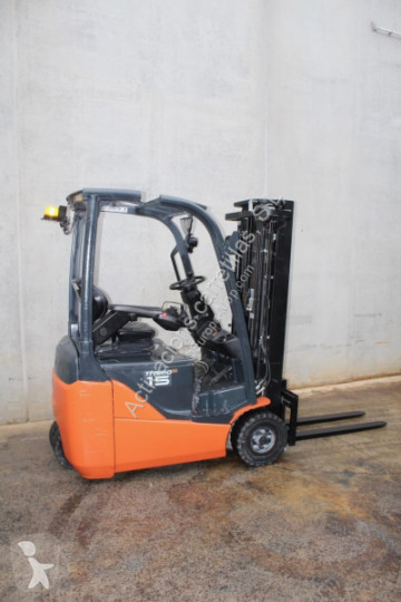 Toyota electric forklift
