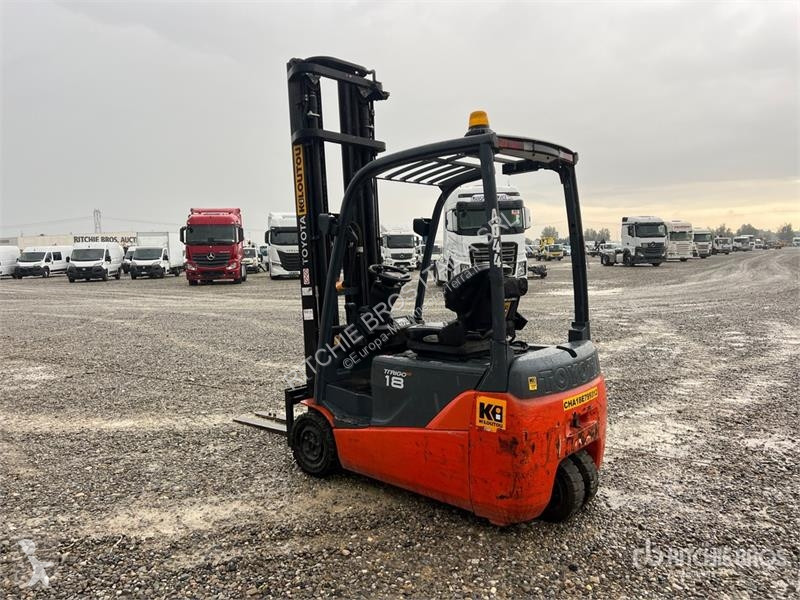 Автопогрузчик Toyota 1800 kg Electric Forklift