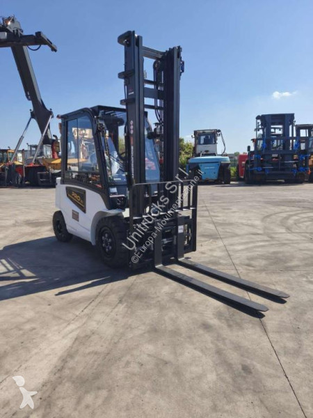 可升降式叉车 EP EFL35 PRO
