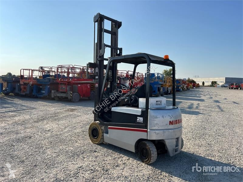 Carretilla elevadora Nissan QX25 2500 kg...