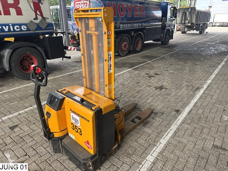 Stivuitor Jungheinrich Reachtruck 290 cm lift...