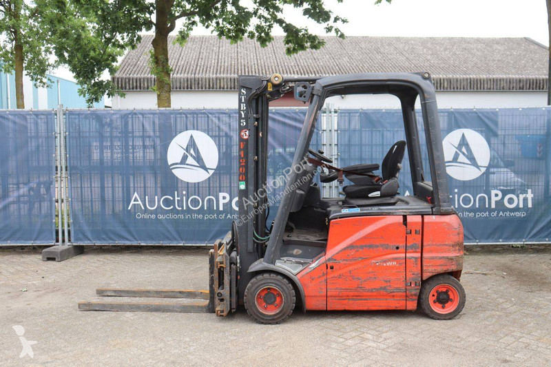 Stivuitor Linde 01
