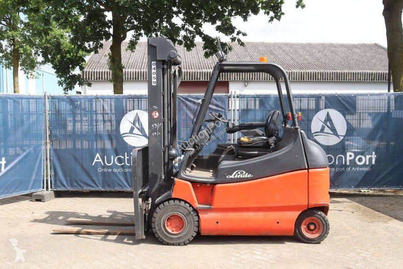 Stivuitor Linde E25/600-02