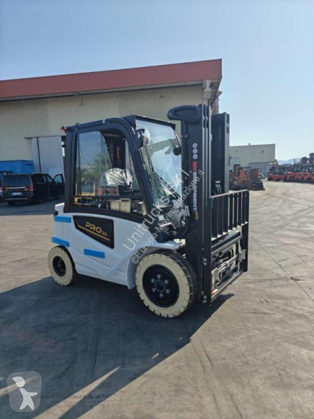 Carretilla elevadora EP EFL30 PRO