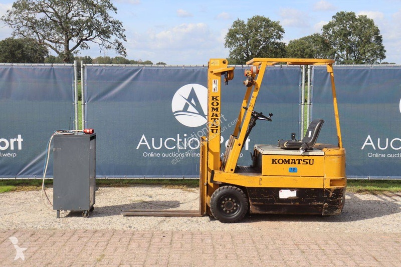 Wózek podnośnikowy Komatsu FB15M-1