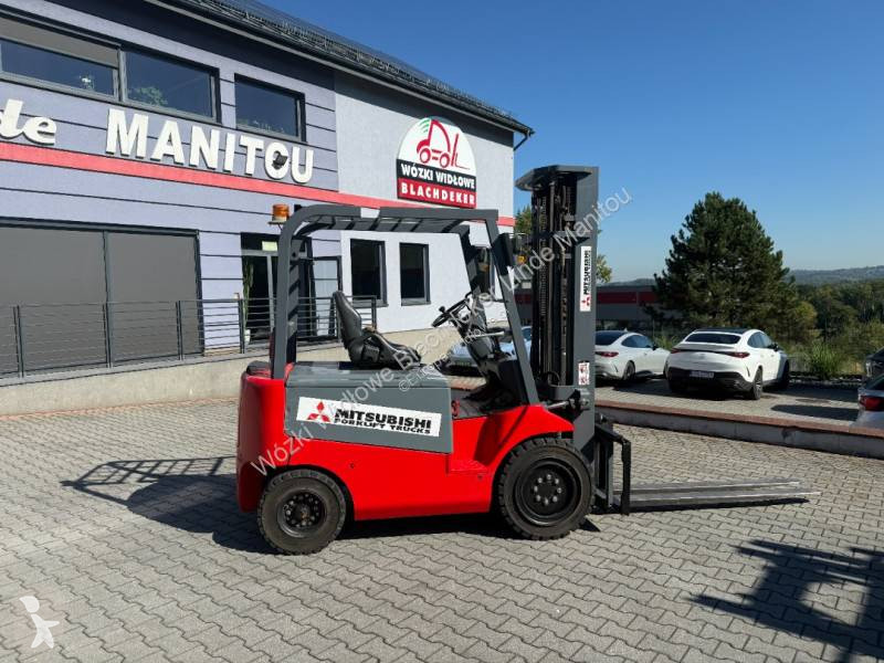 Wózek podnośnikowy Mitsubishi FB30PN