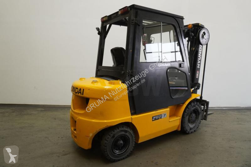 Carretilla elevadora Hyundai  25D-7