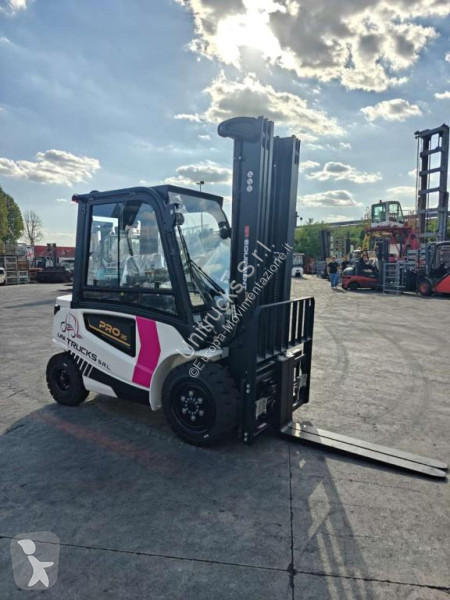 Chariot élévateur EP EFL35 PRO
