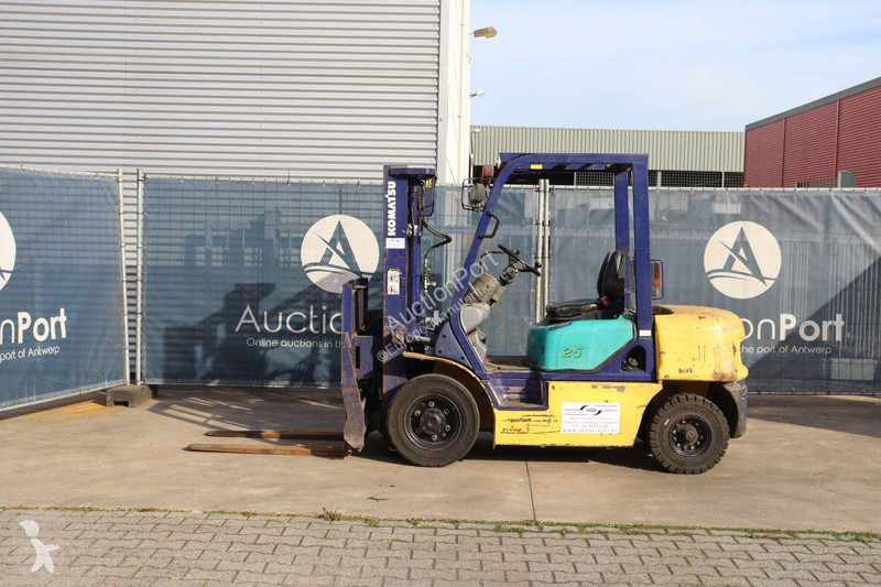 Chariot élévateur Komatsu FD25T-12