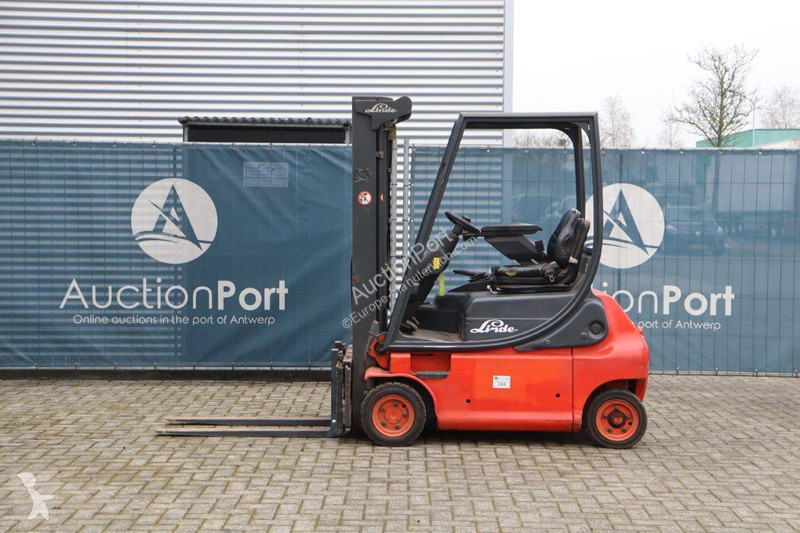 Chariot élévateur Linde E16P