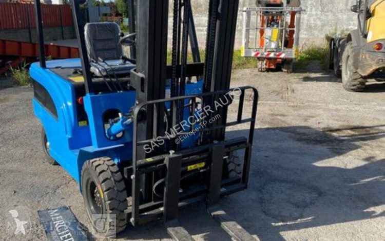 Empilhador elevador  chariot elevateur frontal...