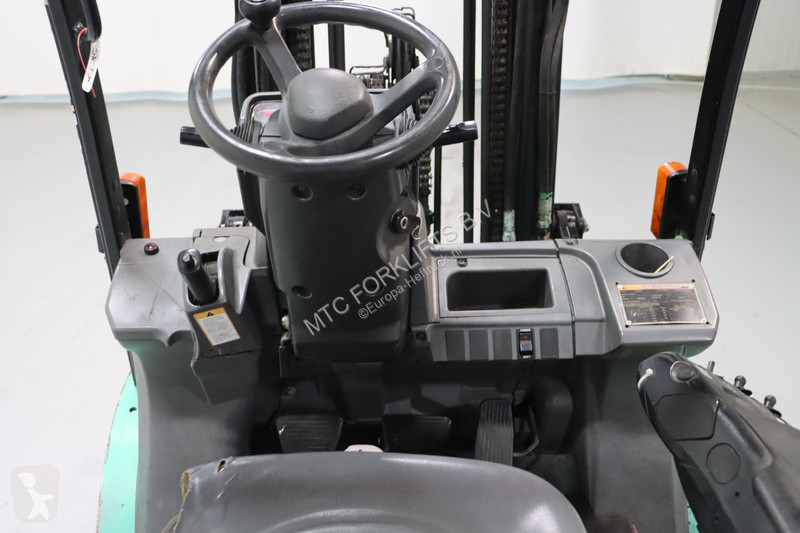 Chariot élévateur Mitsubishi FG25N