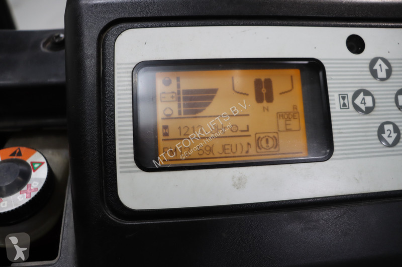 Chariot élévateur Nissan AG1N1L15Q