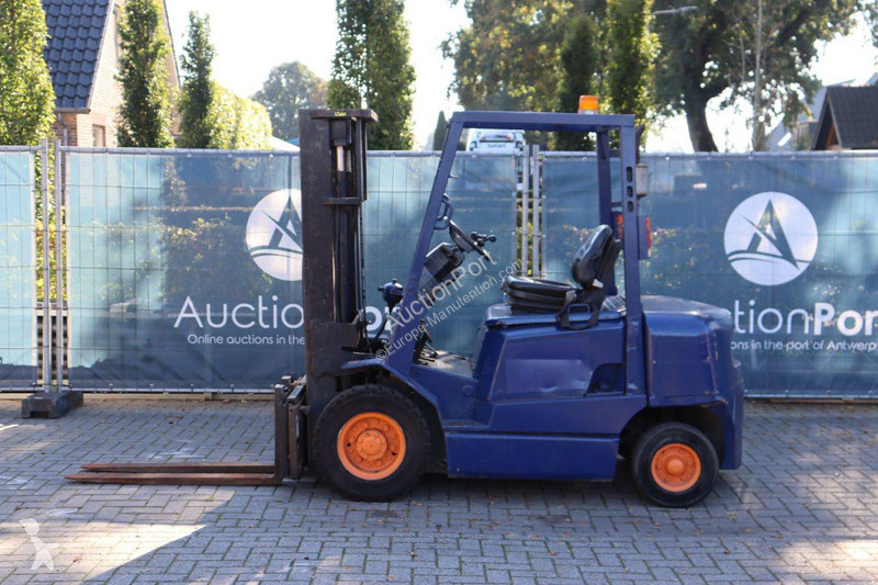 Chariot élévateur Yale GDP25