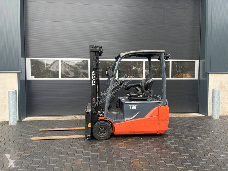 Chariot élévateur Toyota 8FBE16T