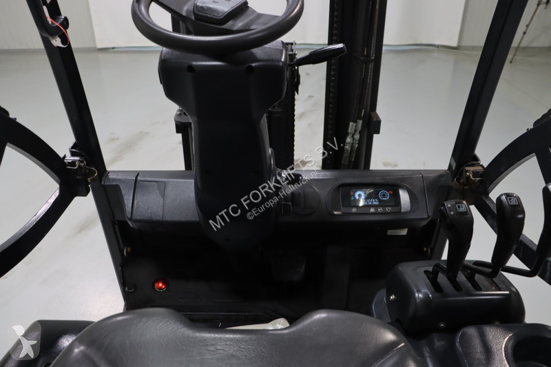 رافعة شوكية Doosan BC25S-7